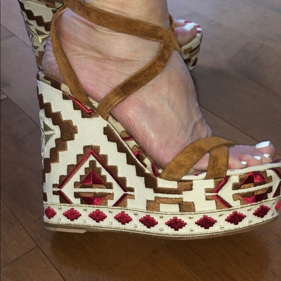 ❤️Gianvito Rossi size 7 wedges- offers welcomed!!!!!❤️ - Picture 7 of 14